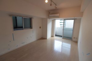 マンションの真ん中の部屋にエアコンを設置する方法